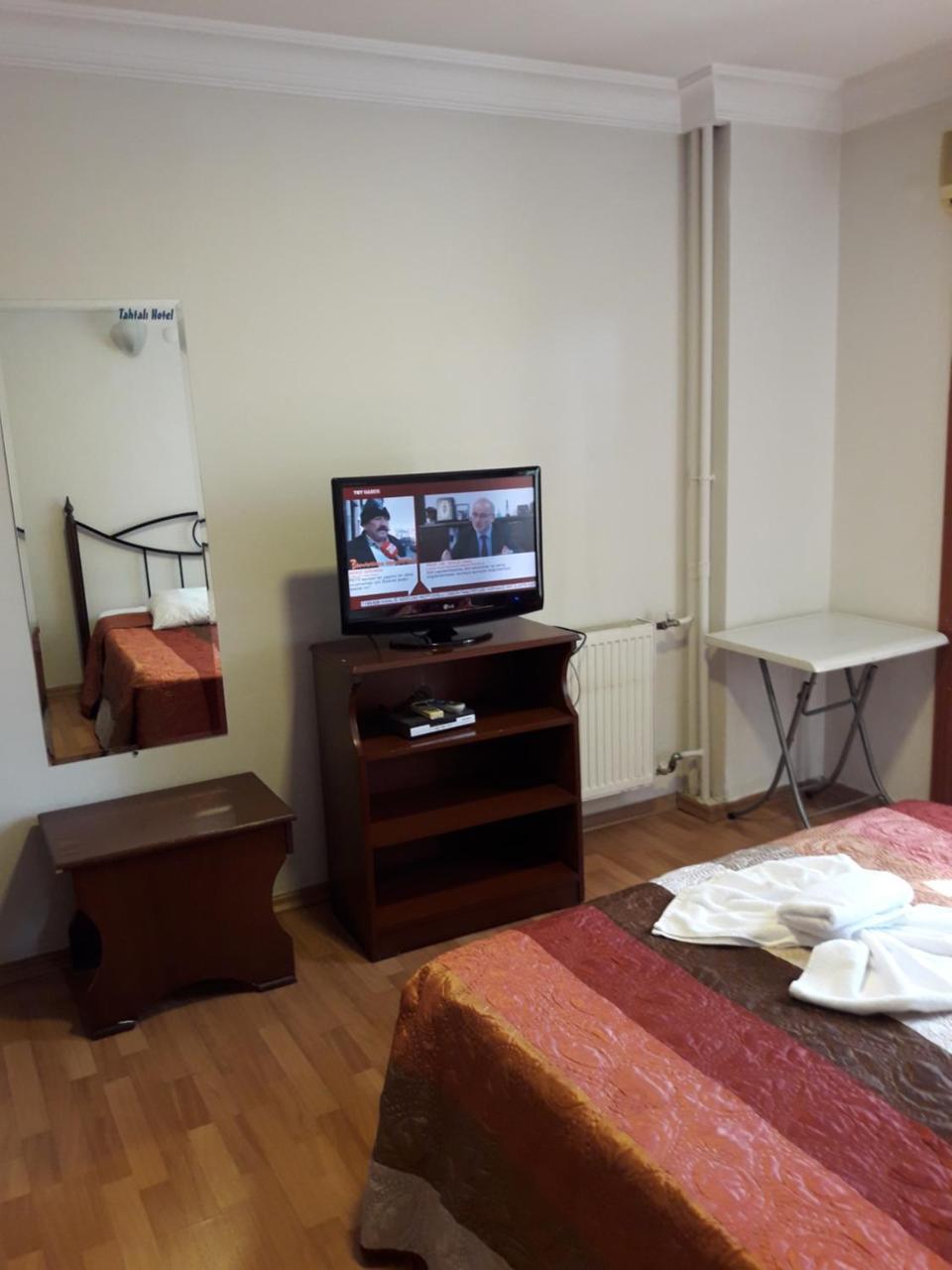 Tahtali Hotel メルスィン エクステリア 写真